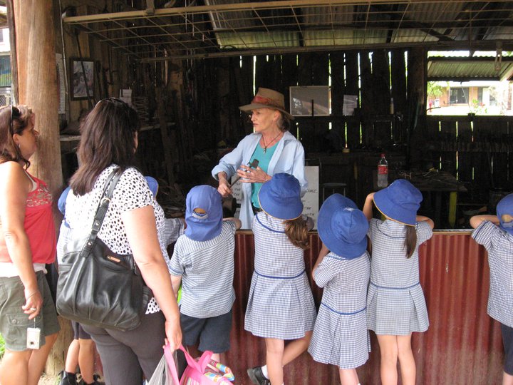 SCHOOL VISIT (4)-min