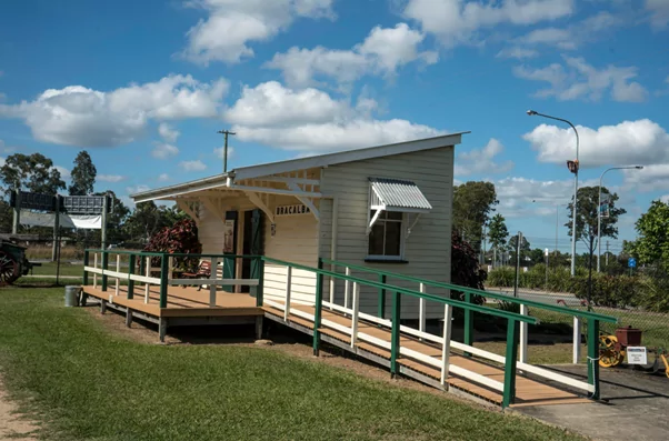 Bracalba Railway Stn